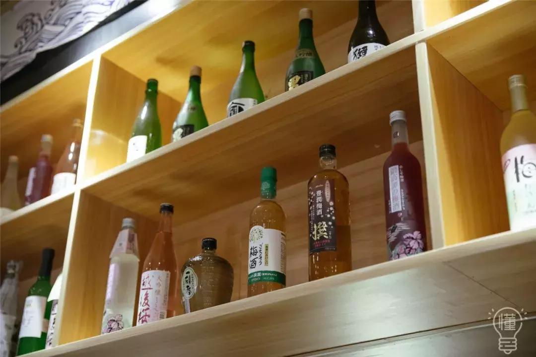 一口气开了三家火锅,一口气连开六家店