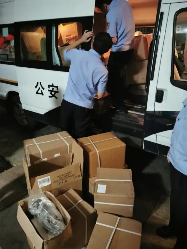 吐了！这些售价上千元的网红面霜，原料低至2元，产自厕所，或致皮肤癌…