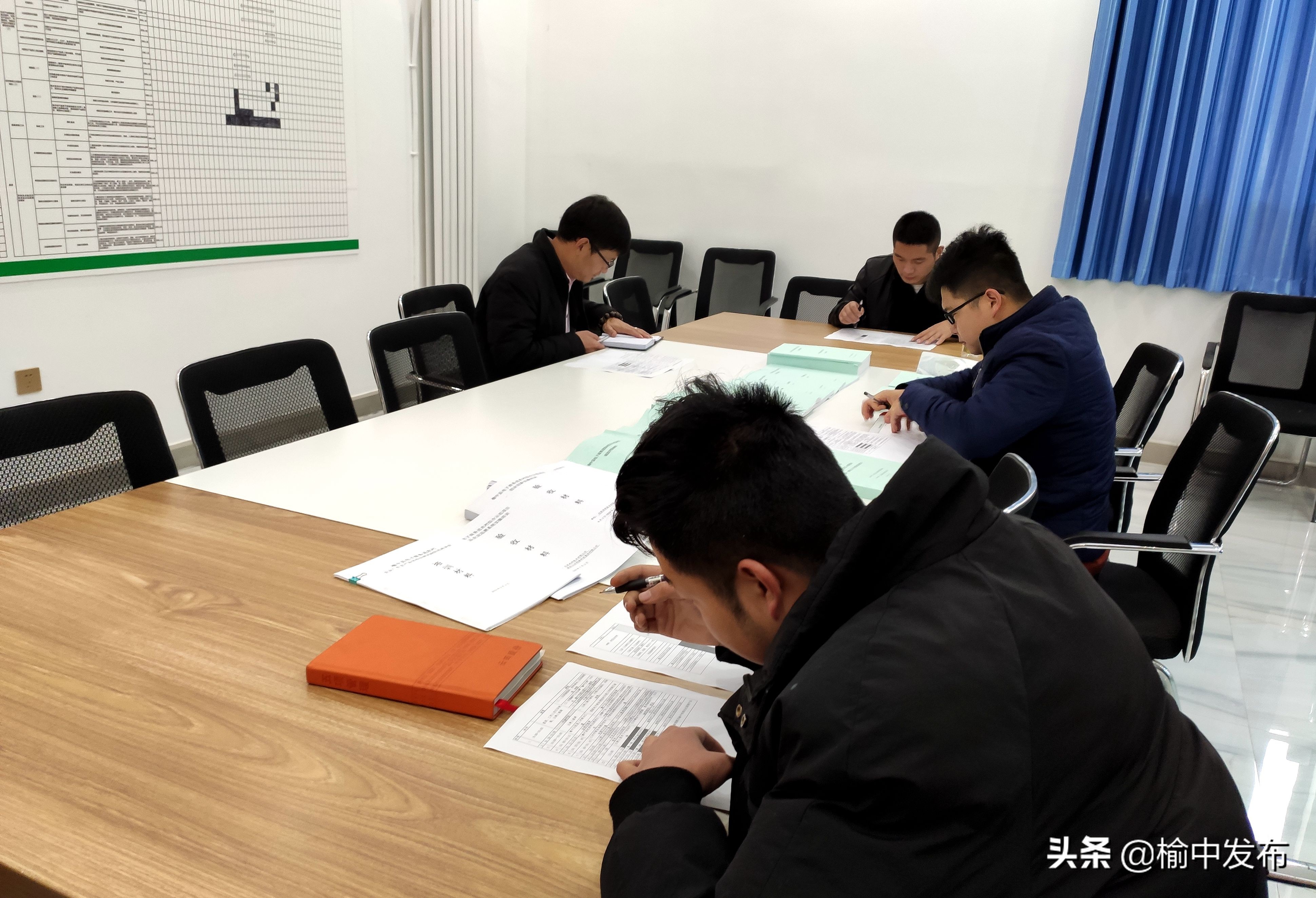 【“不忘初心、牢记使命”主题教育】榆中：以主题教育助推电商扶贫结硕果