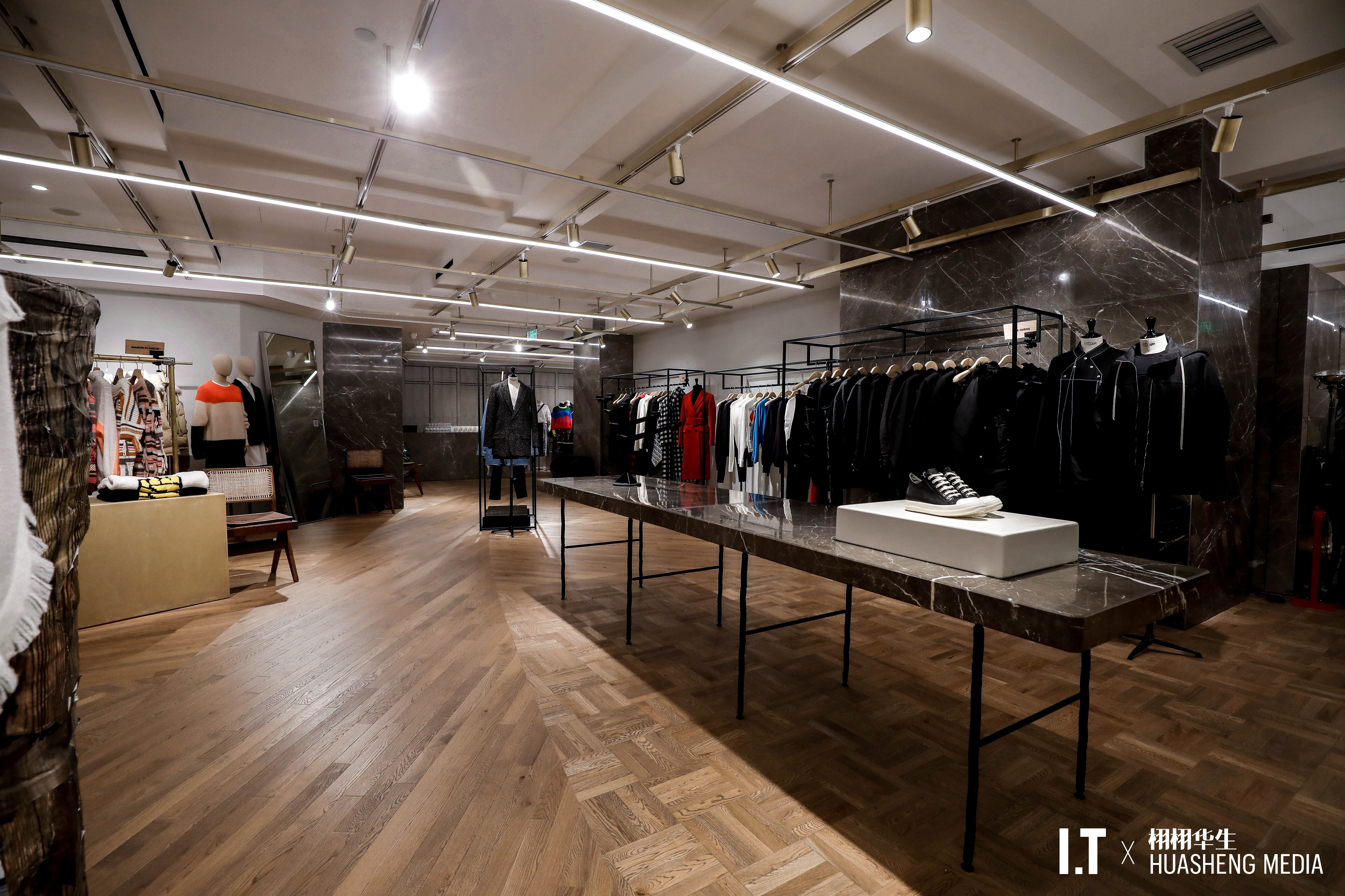 I.T西安中大国际旗舰店盛大开幕！众星云集璀璨古城