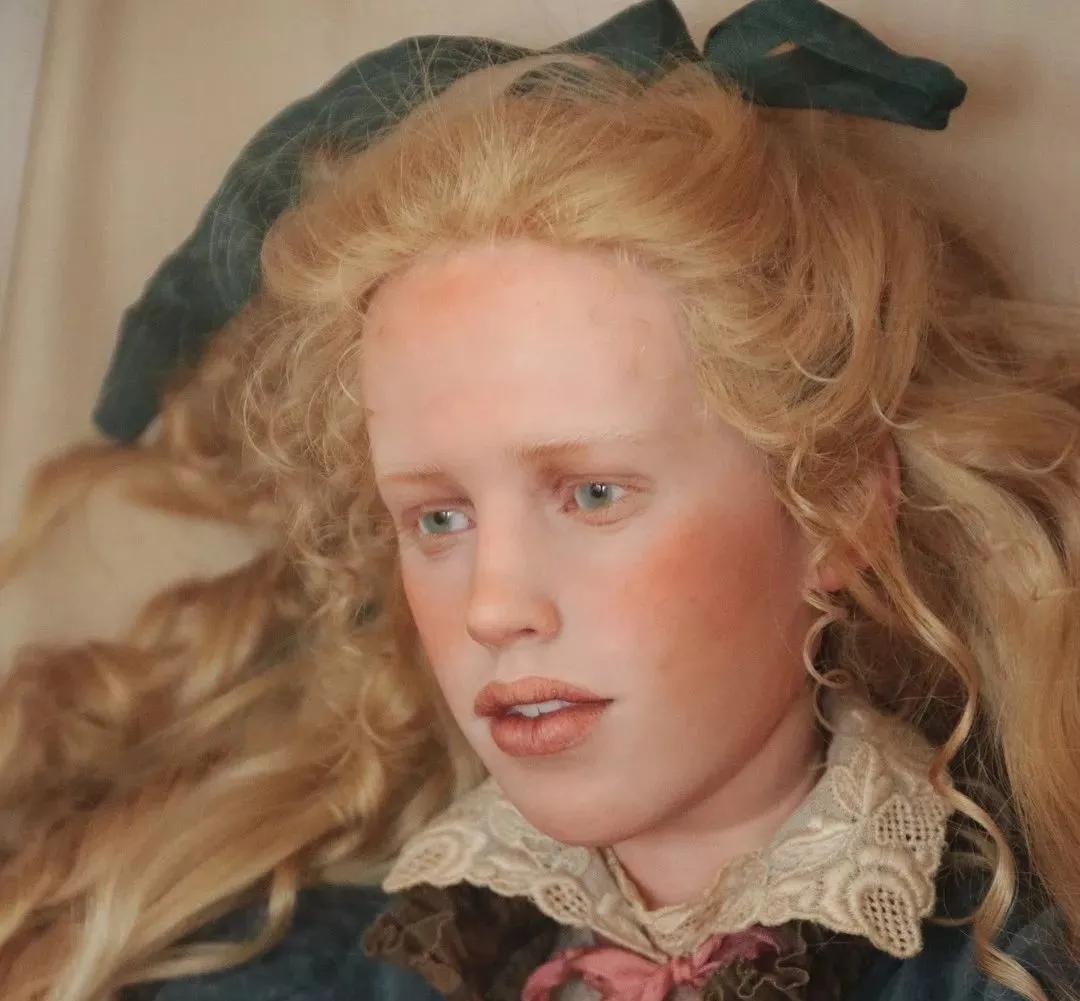 看过这位俄罗斯帅哥制作的人偶,不禁感叹:逼真得有点慎人了