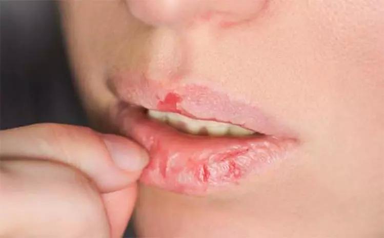 dior新款变色唇膏试色多少钱一个,dior变色唇膏到底好不好用