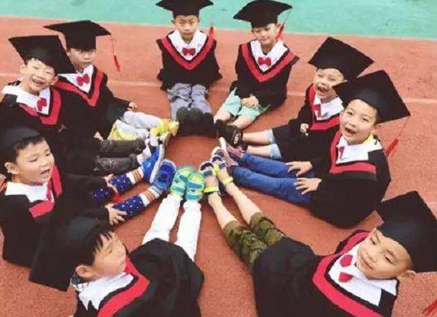 幼儿园老师问家长借钱怎么要回来,幼儿园老师向家长借钱告知信息