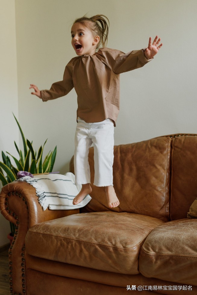 大气诗词女孩经典名字,苏轼诗词起名女孩名字