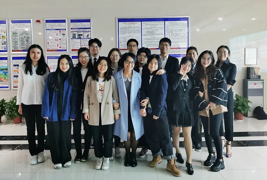 夺冠!华东魔法大学“模法”队太牛!