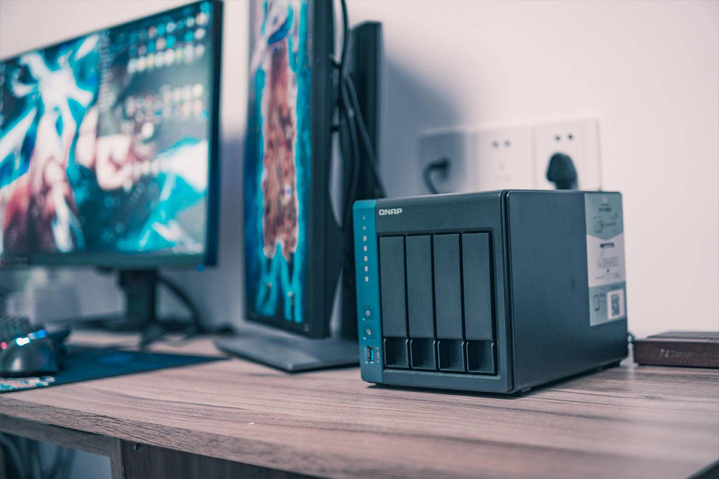 家庭娱乐影音中心，支持4K，威联通451D新人上手配置简介