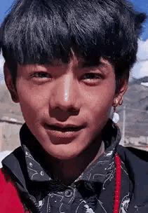 丁真帅气写真照片,丁真同款写真