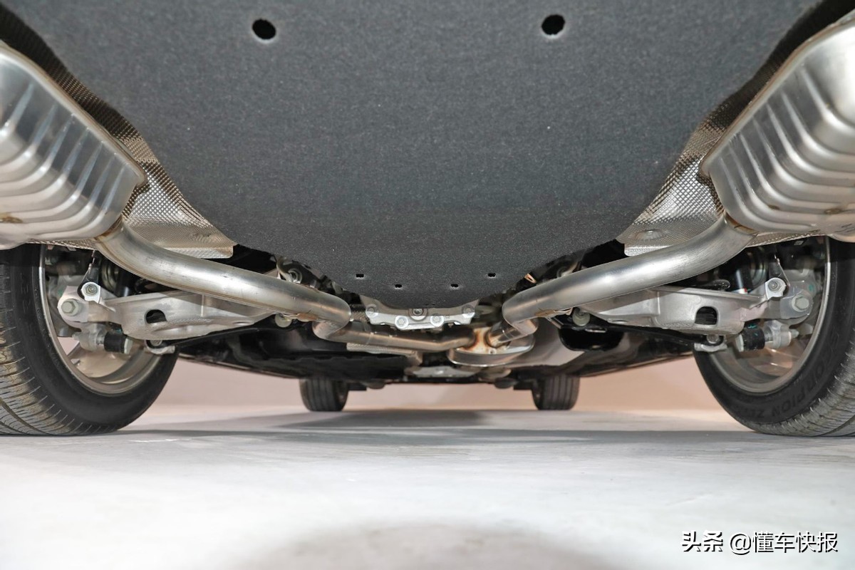 福特探险者2024款沉浸式驾驶体验,福特探险者改版沉浸式体验