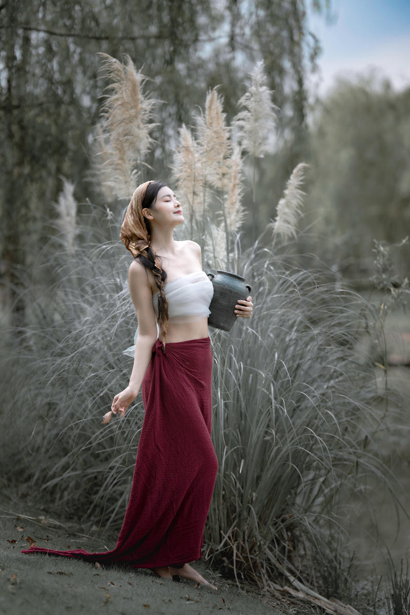 一片落英，一枚枫红，微醉了这个季节的明媚