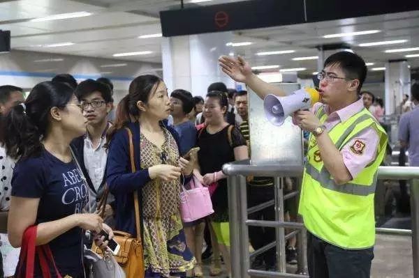 上海坐地铁的感受,上海坐地铁感受说说