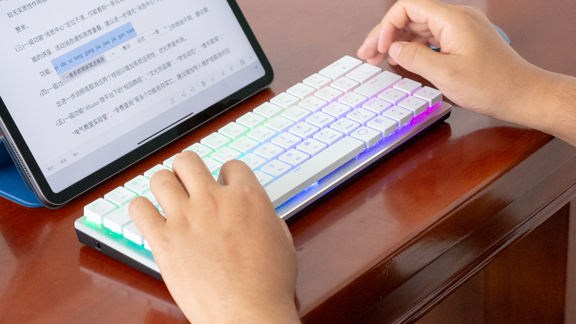 双模互联，极致便携：酷冷至尊SK621矮轴机械键盘体验