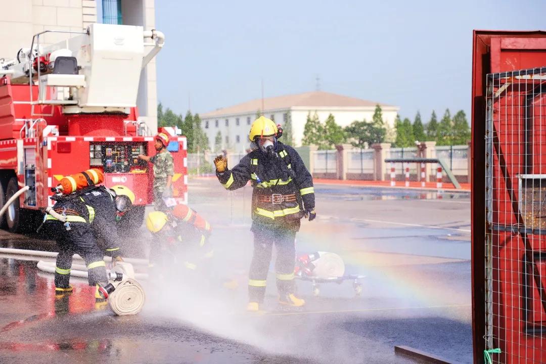 为官兵办实事怎么写,为指战员服务