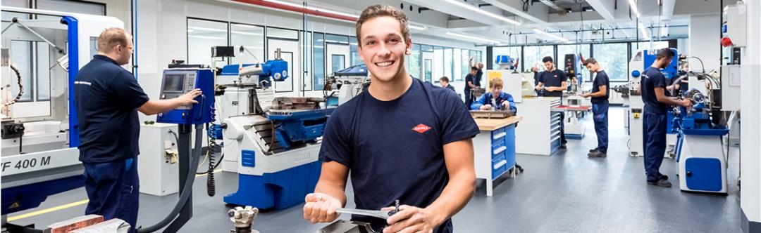 寰峰浗閽冲瓙鍜屾棩鏈挸瀛愬摢涓ソ,寰峰浗涓浗宸ュ叿瀵规瘮