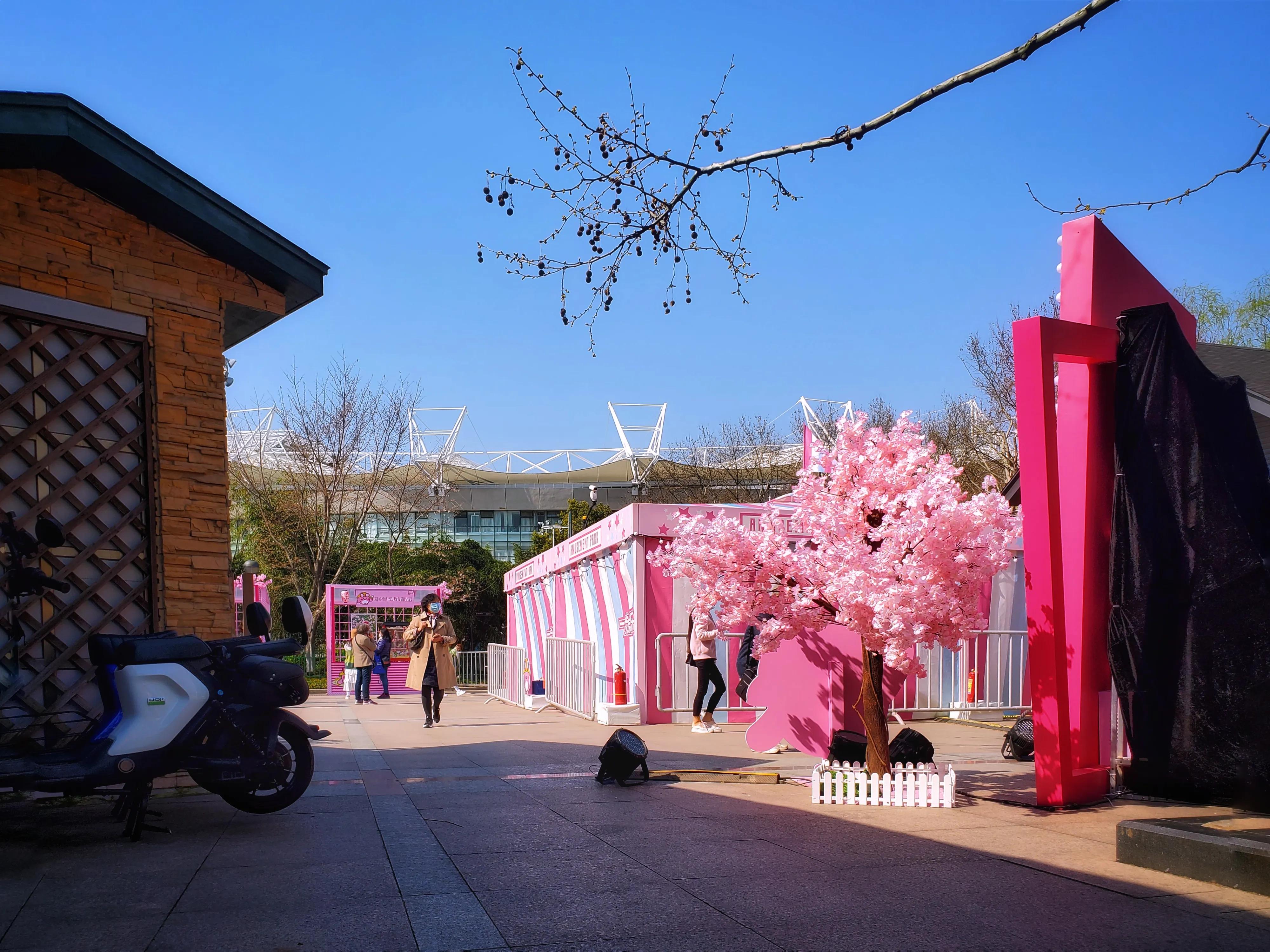 上海最高的地铁站虹口足球场站,上海德比虹口足球场地铁站