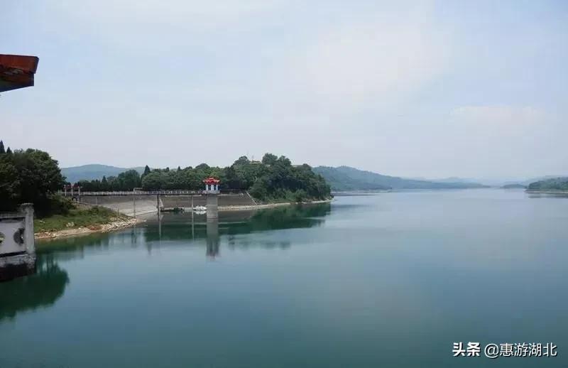 湖北枣阳吴店清潭水库钓鱼图片,湖北石门水库钓鱼