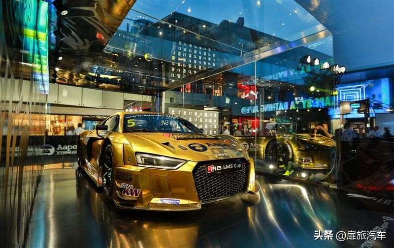 只有潮牌能联名?这些与潮牌牵手的跑车你知道几辆