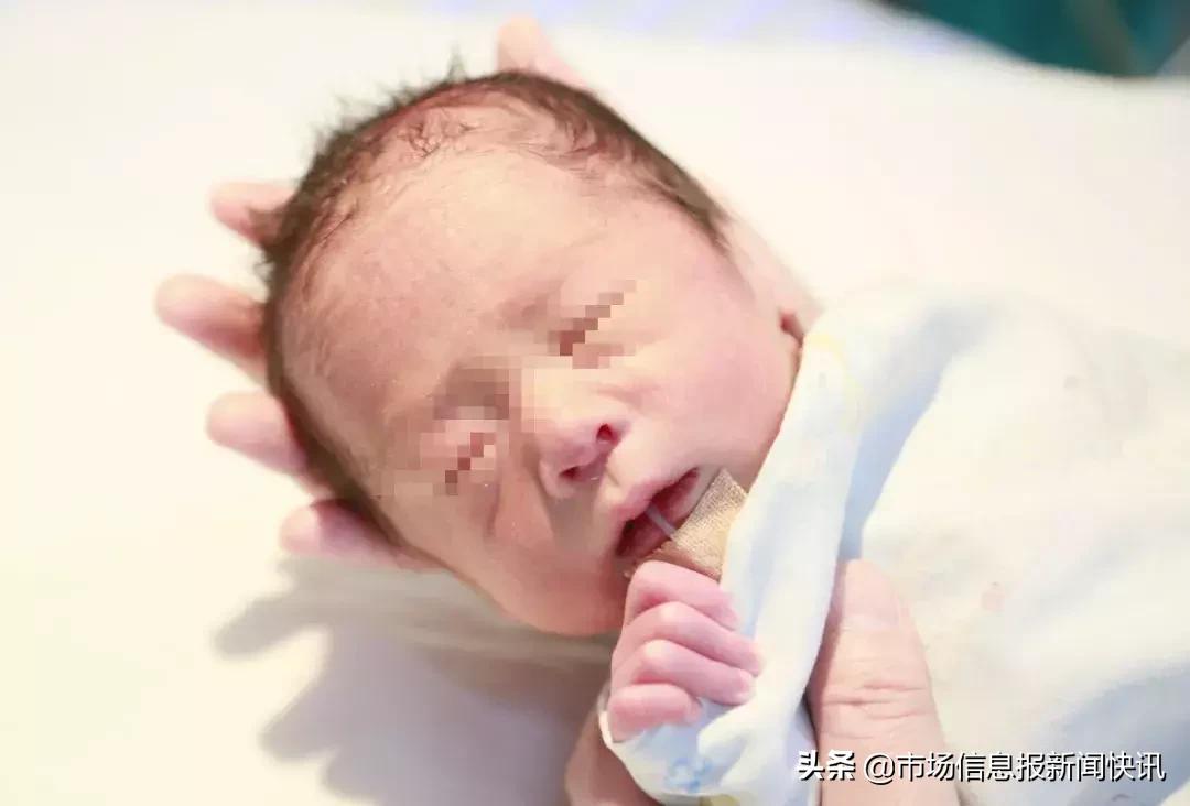 中国首例子宫移植生孩子,中国首例试管婴儿31岁产子