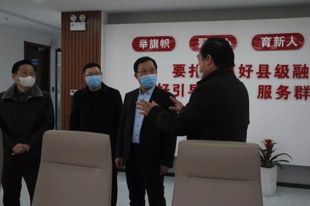 疫情无情人有情齐心协力暖人心,疫情无情人有情万众一心抗击疫情