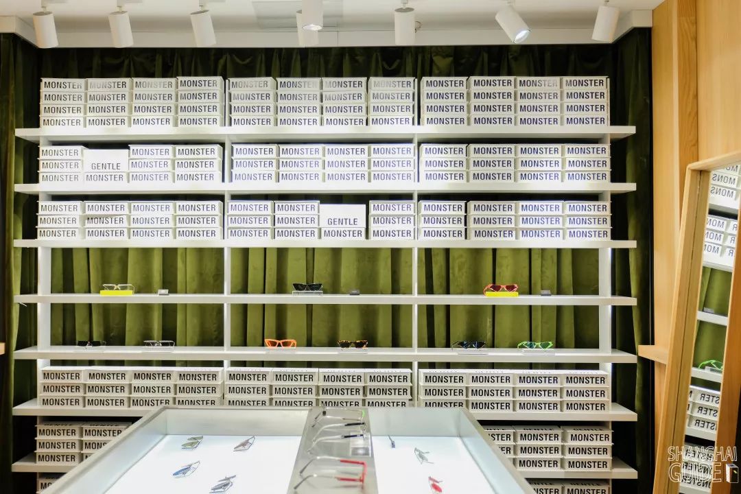 淮海路和南京西路哪个繁华,南京西路vs陆家嘴