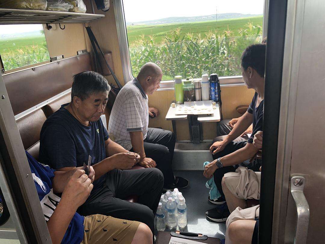 6岁的孩子怎么教社交情商,儿童自己如何学会人际交往的技巧