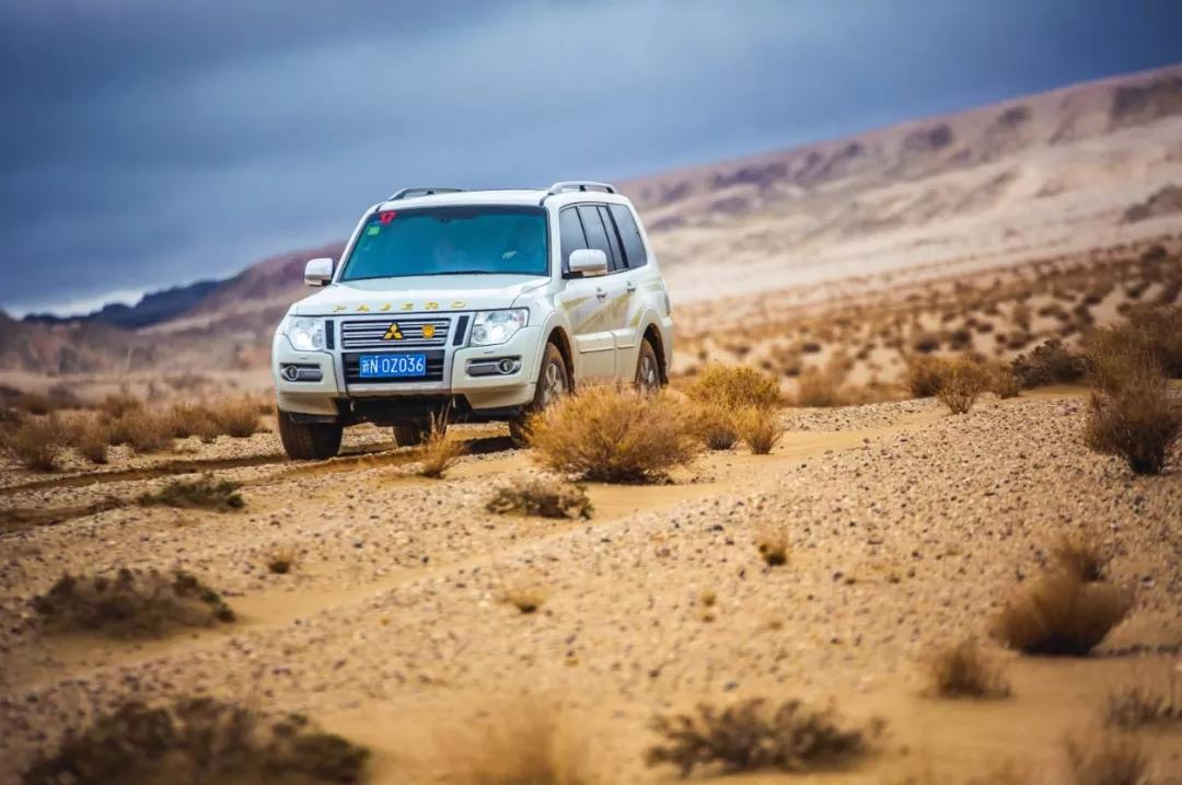 帕杰罗穿越欧亚大陆,三菱帕杰罗穿越沙漠