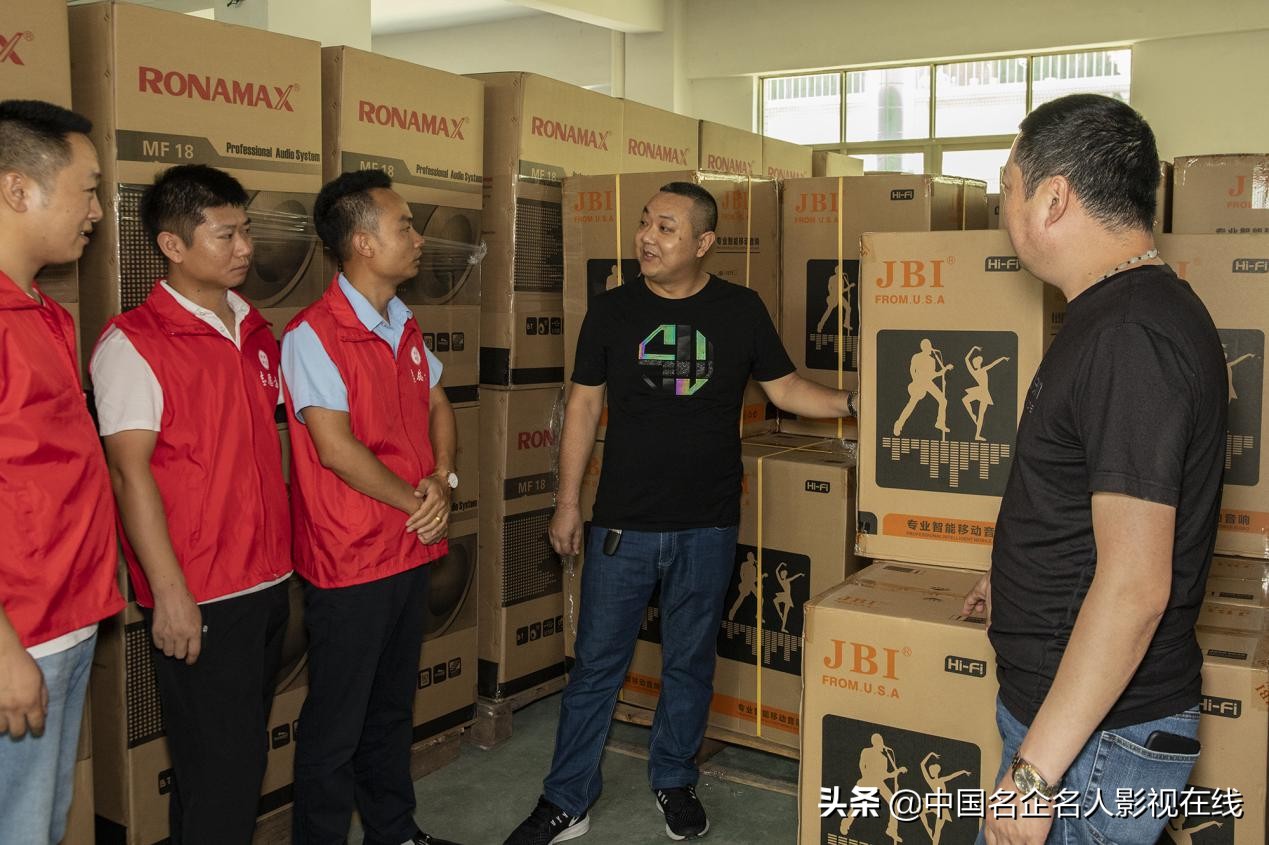 匠人铸金音   创业科普团队走进JBI品牌音响