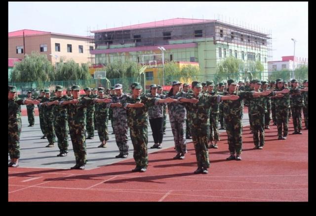 陕西工业职业技术学院招生标准,陕西正大技师学院招生办电话