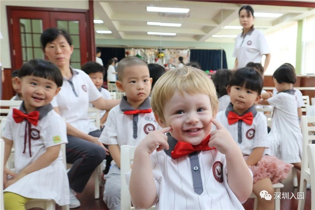 深圳十大顶级校服,高端校服幼儿园