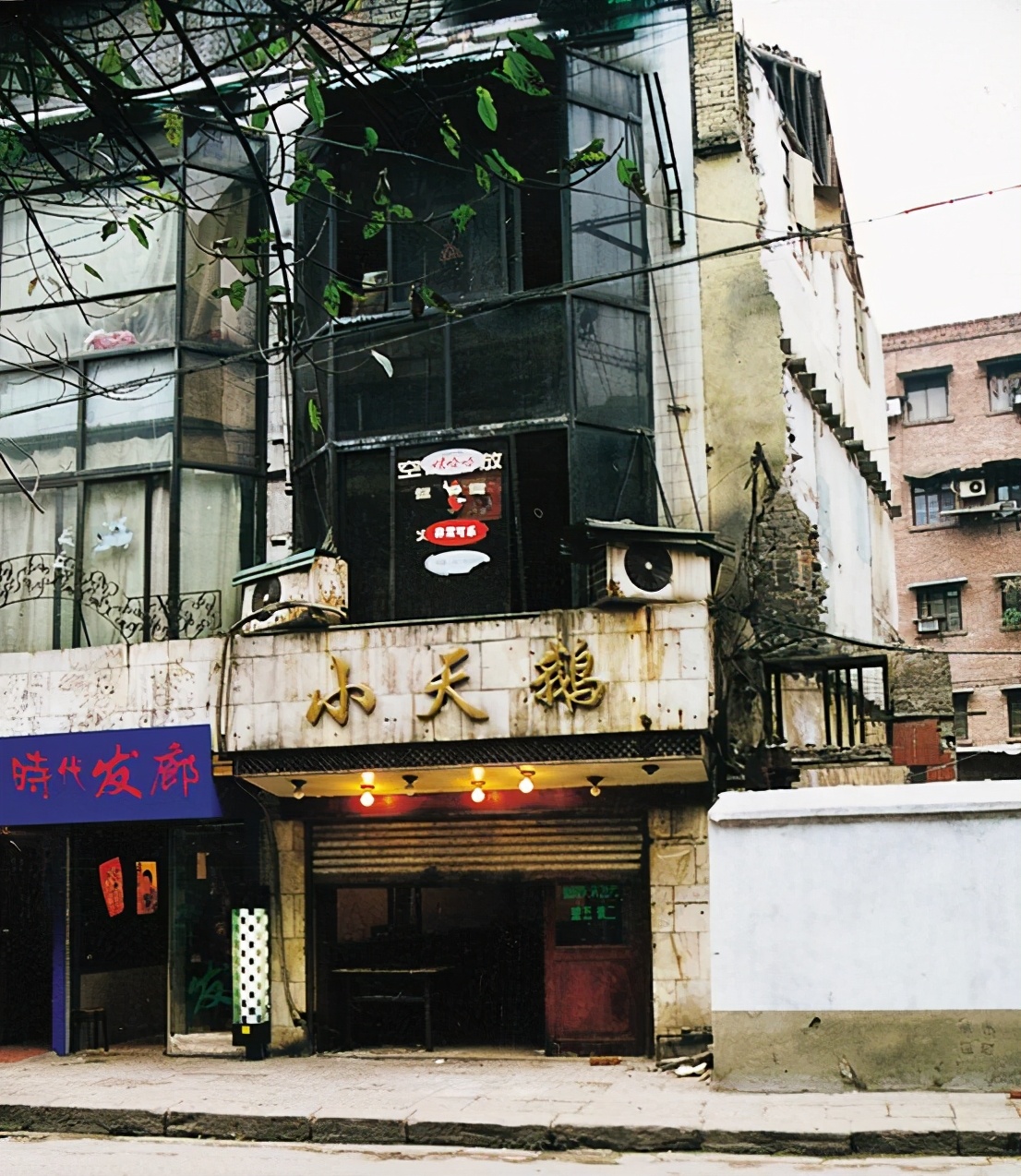 从无人问津到红遍全国歌曲,从销声匿迹到大红大紫