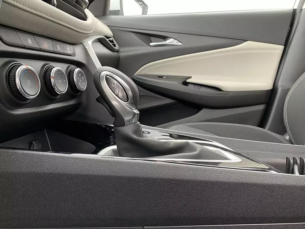 试驾昂科拉1.0t,昂科拉1.4t手动挡驾驶感受