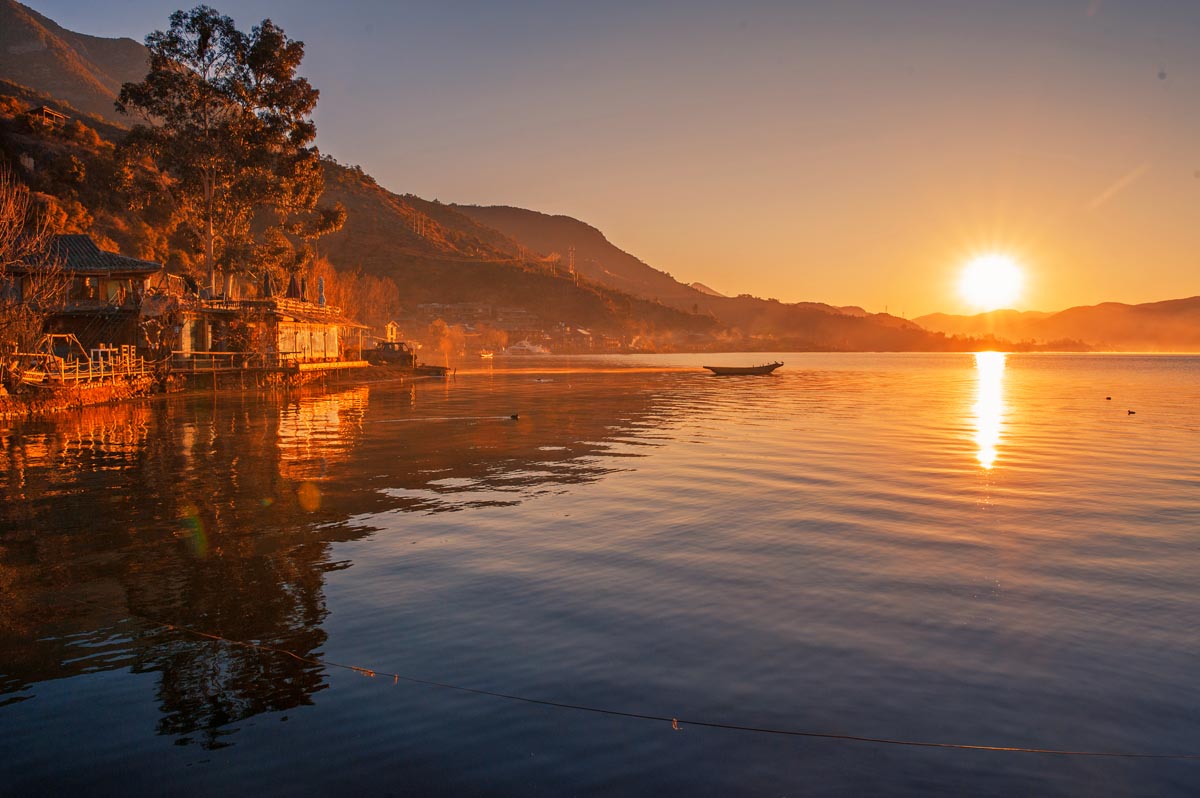 泸沽湖唯美视频,泸沽湖美到窒息