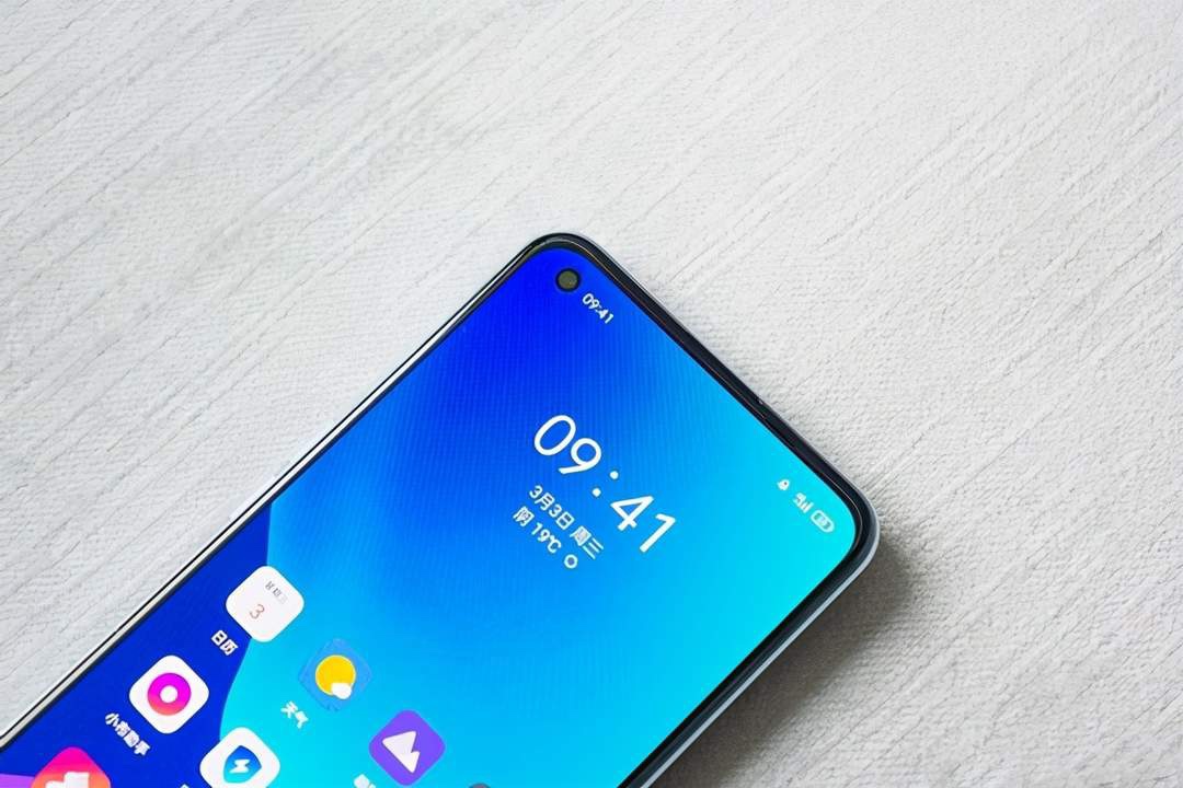 去什么样的实体店买手机,去实体店买东西好还是网上好