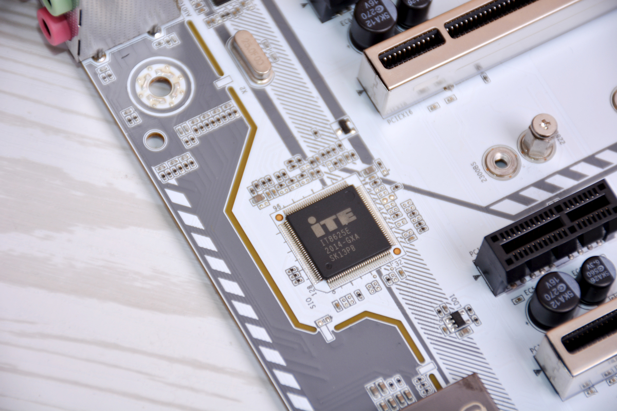 黑色星期五变装,黑色星期五变装hd版