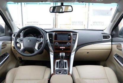 新款帕杰罗劲畅二手值得入手吗,新款帕杰罗劲畅内饰真皮包围