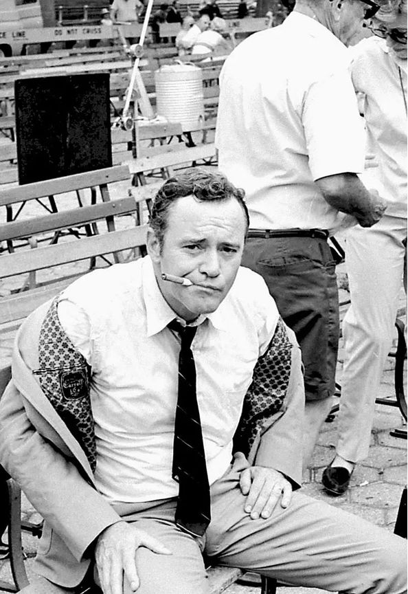 为什么欧美演员素质高,为什么欧美男演员普遍高大