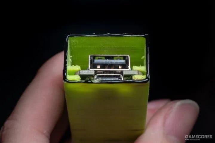 一百多块买个26年前的笔记本,我改了改,还能上网