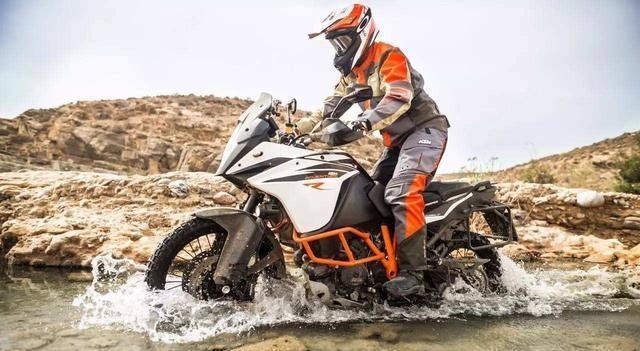 现在摩托车价格为什么那么贵,为啥最近几年摩托车都特别贵