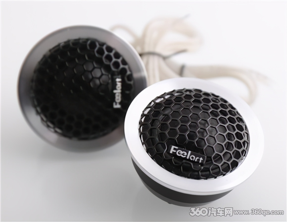 新生代车友追求快节奏听感芬朗SP-6.5D碳纤维两分频正好