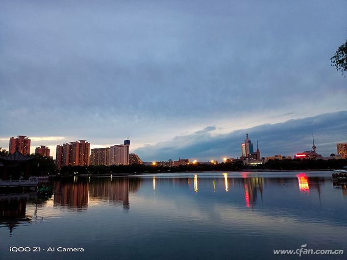 iqooz1天玑1000是骁龙多少,iqooz1全面评测首发天玑1000plus