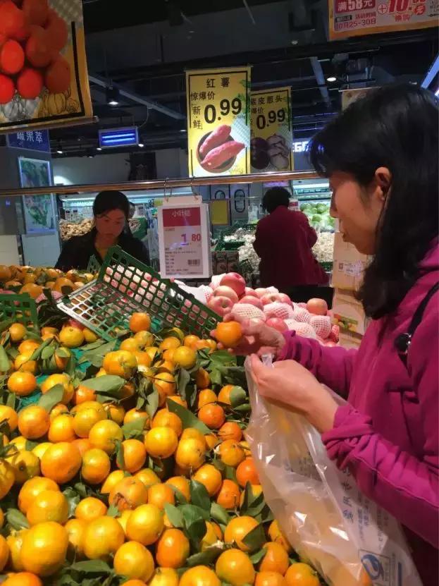 中国零售CIO俱乐部走进好邻居、华冠考察交流暨华为用户大会召开