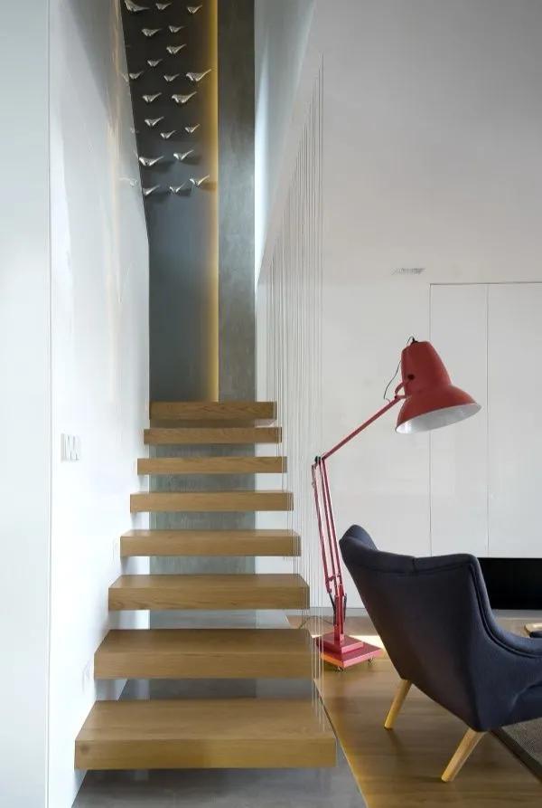 东莞莞城楼梯旧房装修,如何改造复式旧楼梯房子