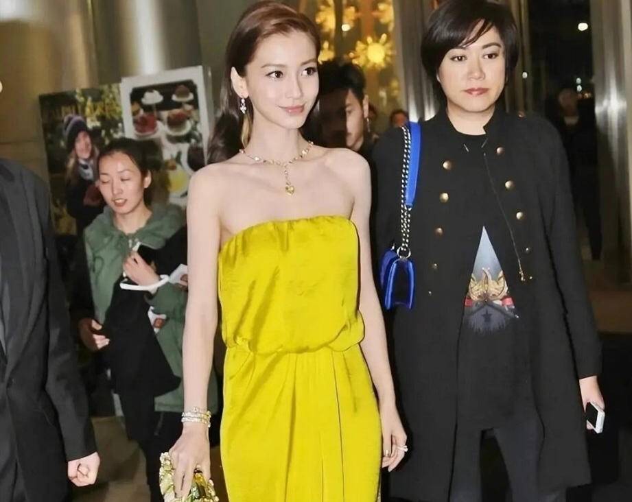 刘诗诗刘亦菲粉裙,刘诗诗杨幂惊艳高级照片