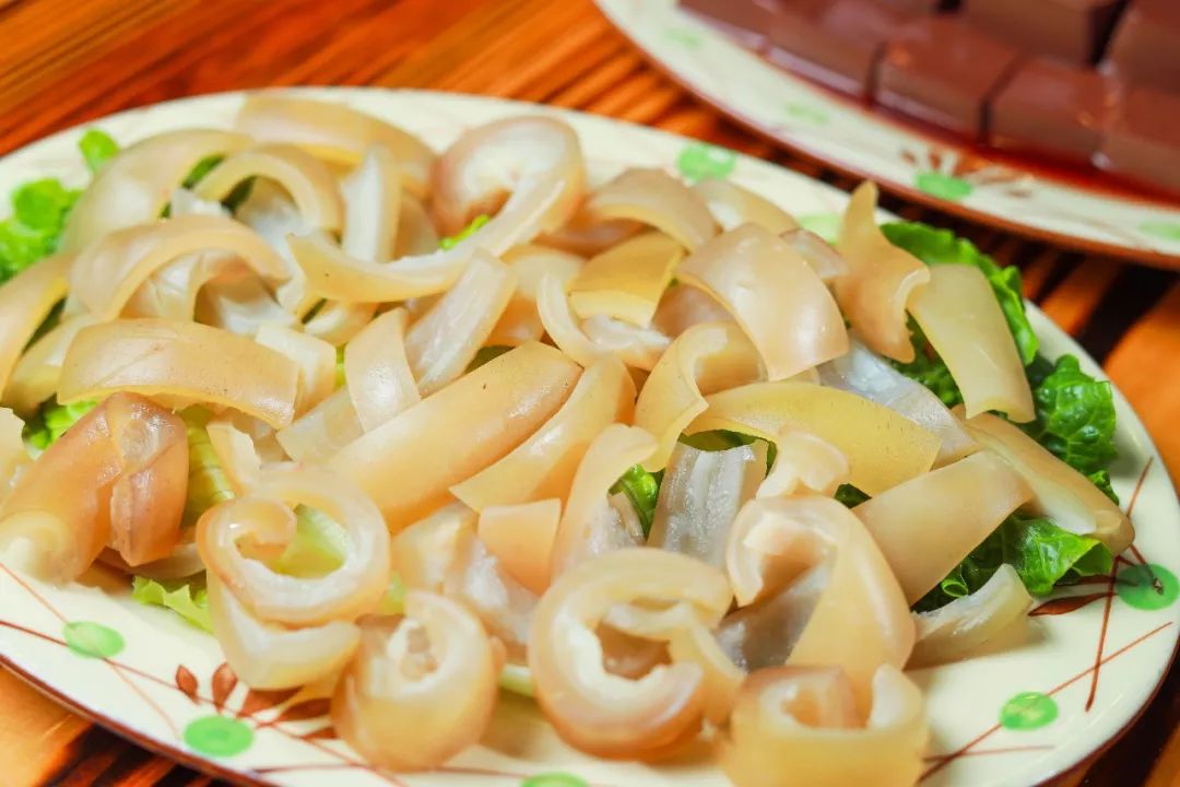 南海有间专注食驴肉的爆抵农庄，人均40元叹全驴宴