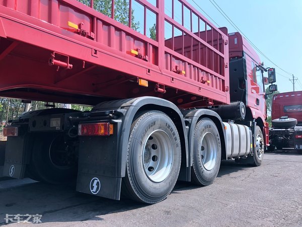 陕汽m3000s载货车9.6米,陕汽m3000自重多少吨