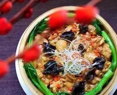 荷叶菜品大全,利用鲜荷叶制作的菜品