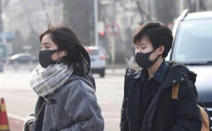 黄晓明穿增高鞋视频,黄晓明内增高现场