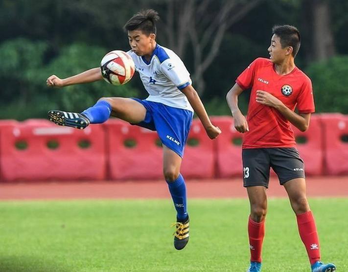 中国足球14岁少年梦想被泼冷水,中国足球的悲惨现状