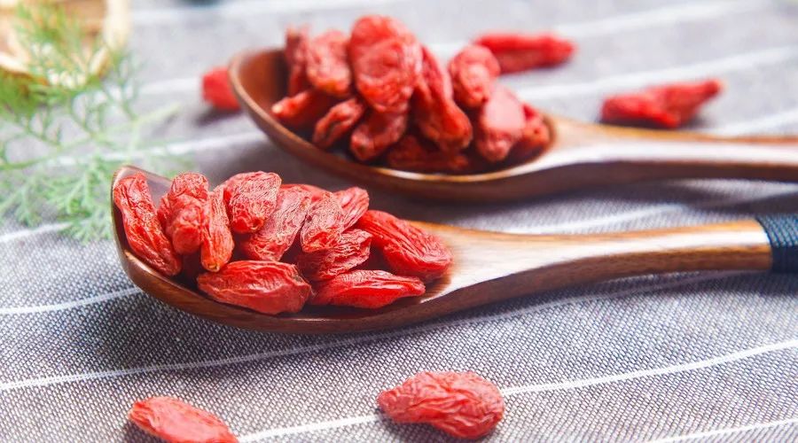 枸杞红枣保温杯的功效,红枣枸杞保温杯滋润