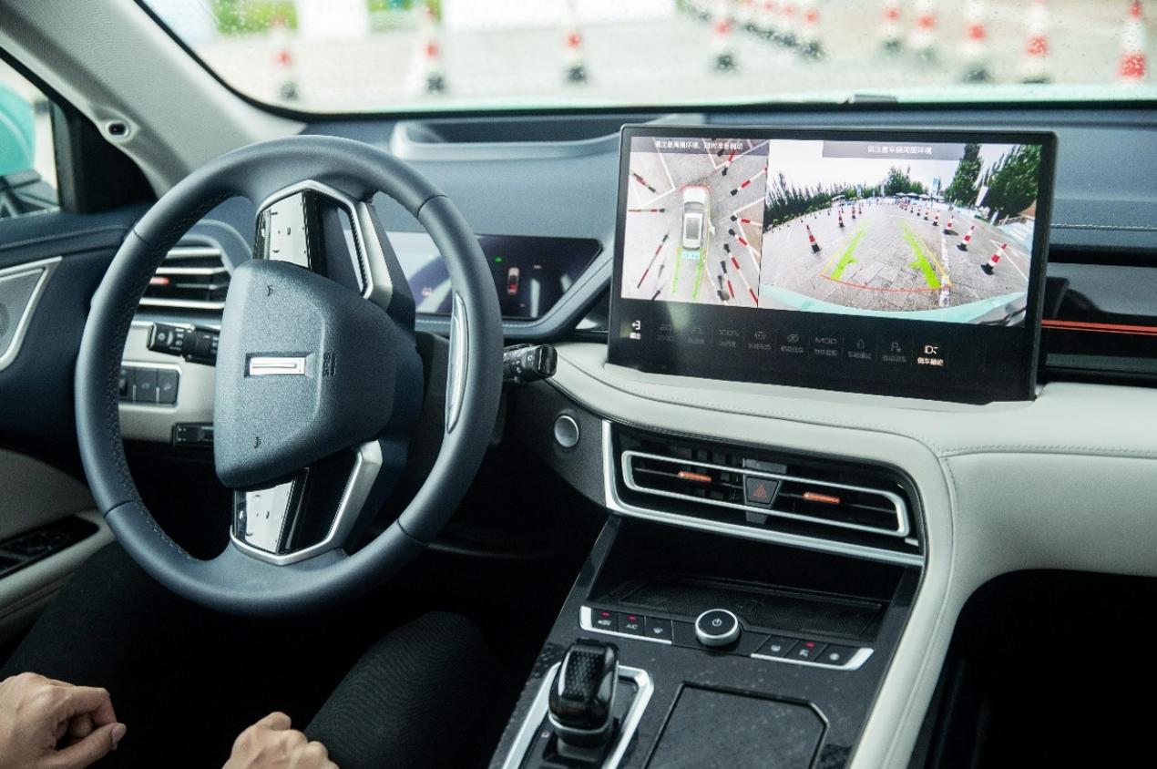 玛奇朵油电混动测评,玛奇朵混动真实油耗