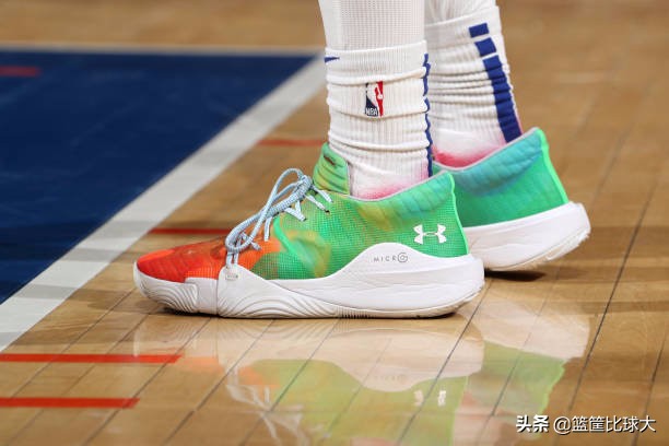 塔图姆秀,凯尔特人塔图姆穿的什么球鞋